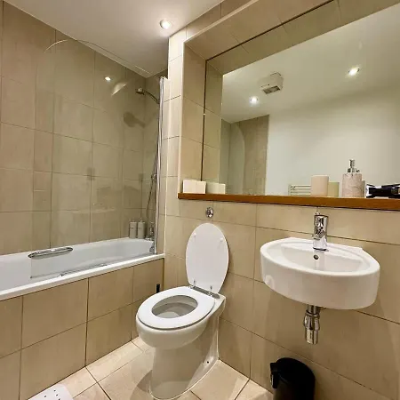 Apartament Modern 2-bed Flat In Centre - Steps From Minster And Shambles