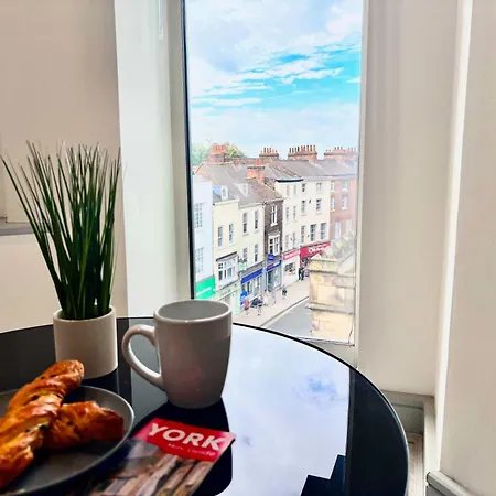 Modern 2-bed In Centre - Steps From Minster And Shambles Lejlighed