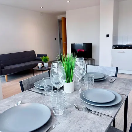 Modern 2-bed Flat In Centre - Steps From Minster And Shambles *